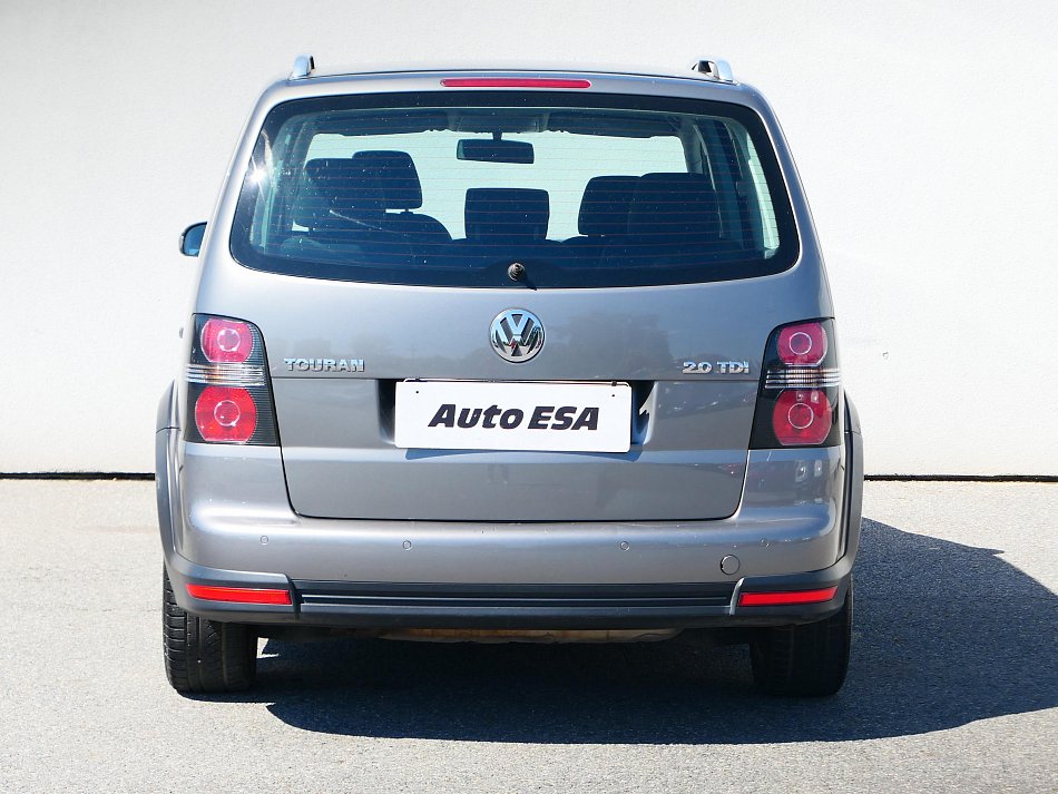 Volkswagen Touran 2.0 TDi 