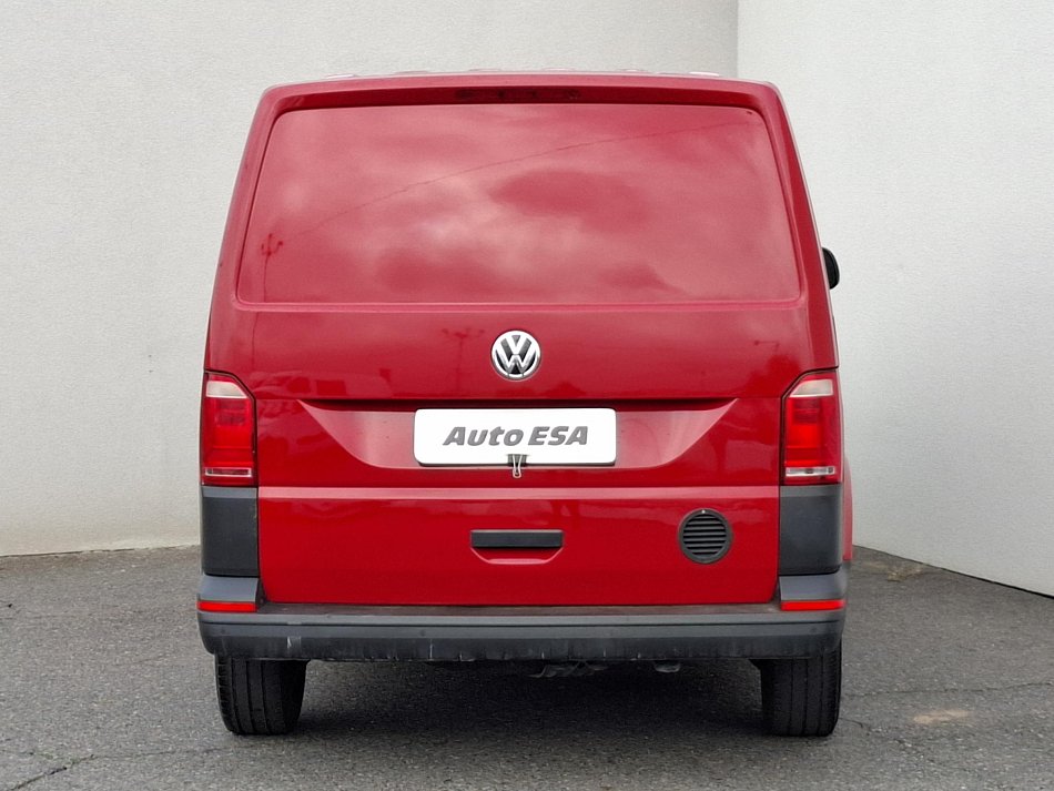 Volkswagen Transporter 2.0TDi  L2H1