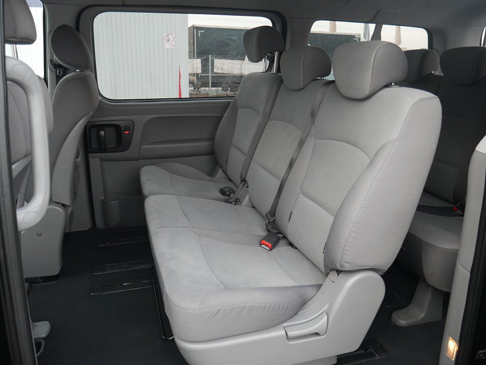 Hyundai H 1 2.5CRDi 