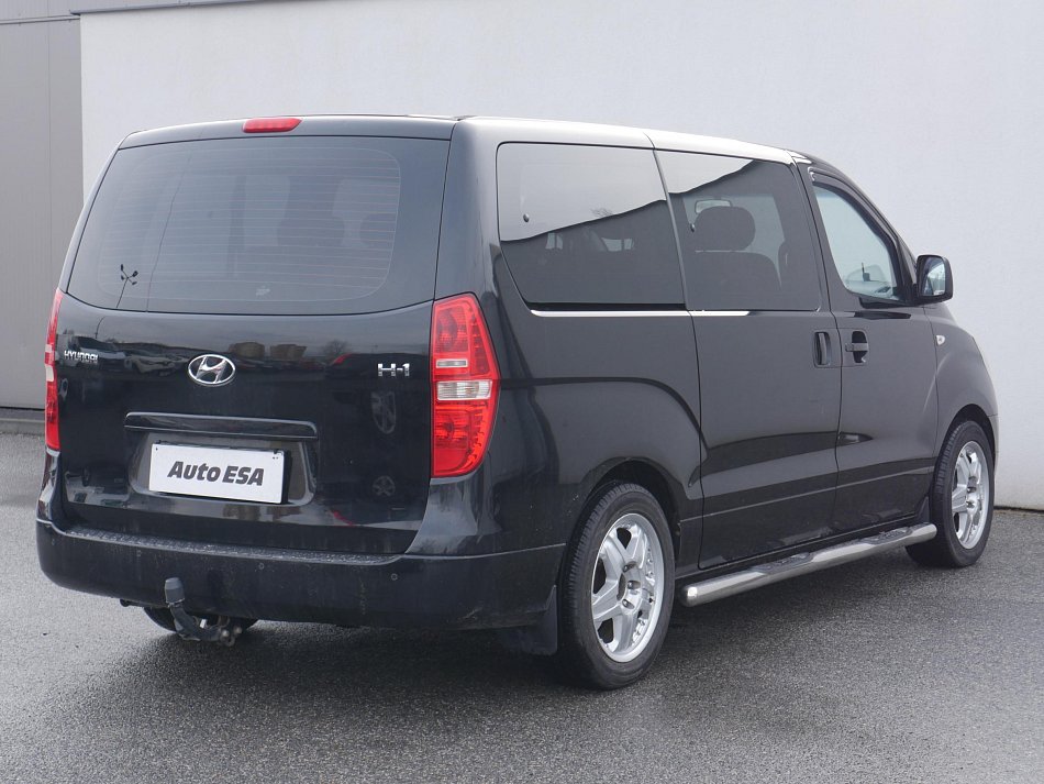 Hyundai H 1 2.5CRDi 