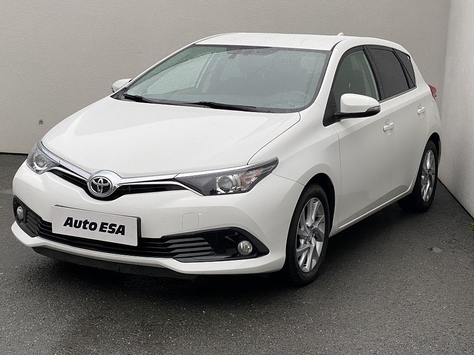 Toyota Auris 1.2i 