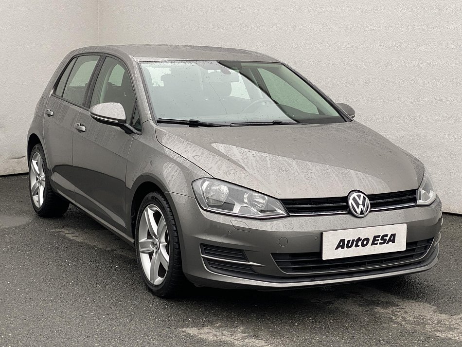 Volkswagen Golf 1.2 TSi 