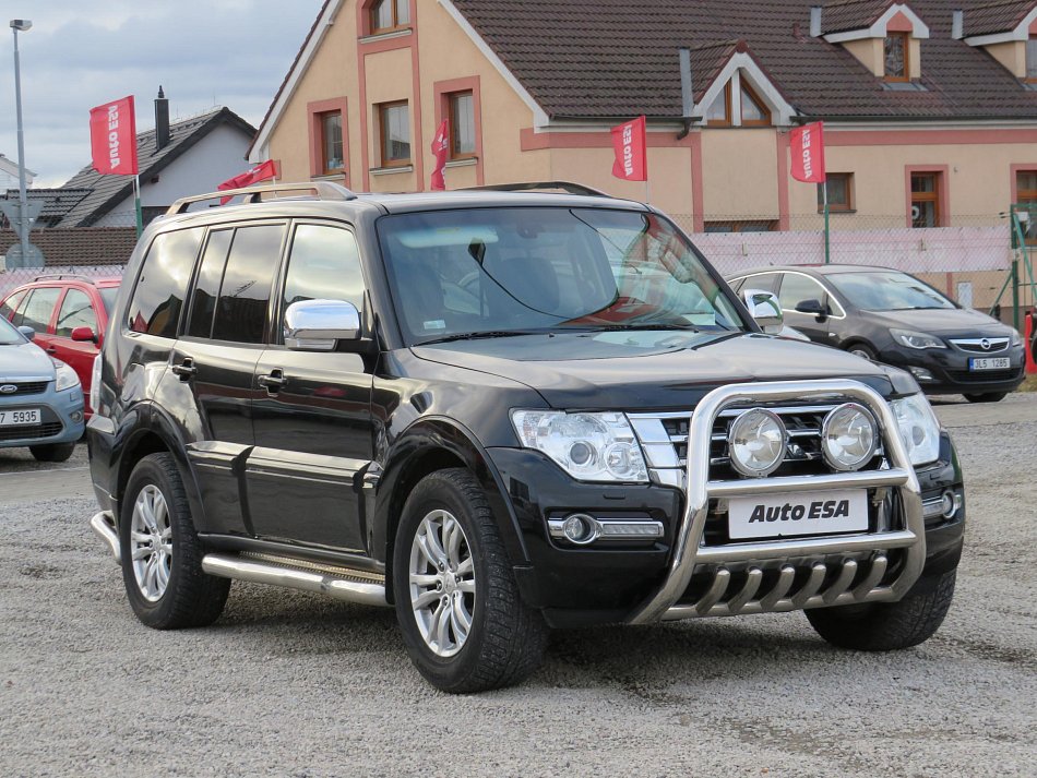 Mitsubishi Pajero 3.2Di-D  4x4