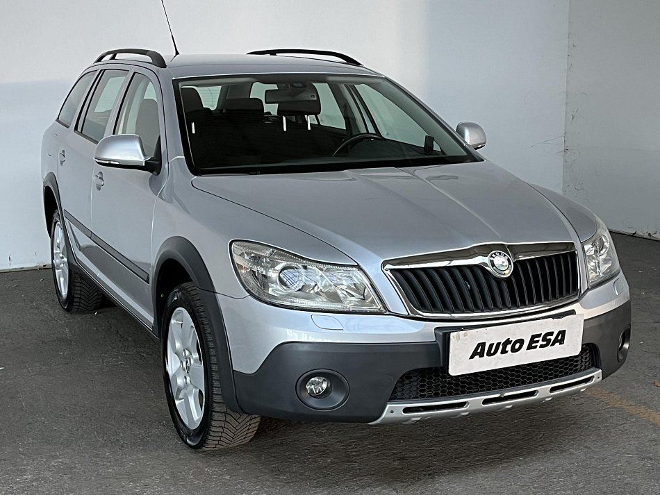 Škoda Octavia II 2.0 TDi Scout 4x4