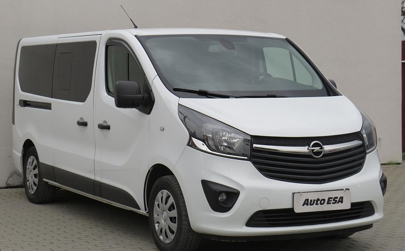 Opel Vivaro 1.6CDTi  L2 9míst