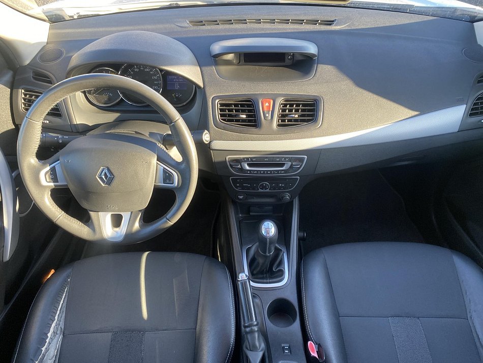 Renault Fluence 1.6i 