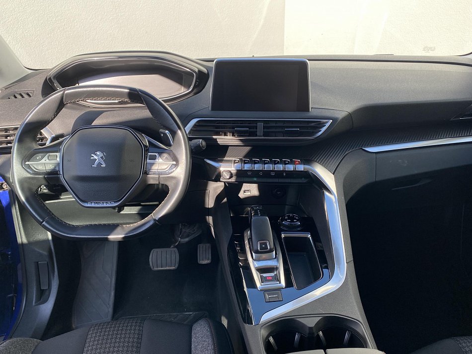 Peugeot 3008 1.5 HDi 