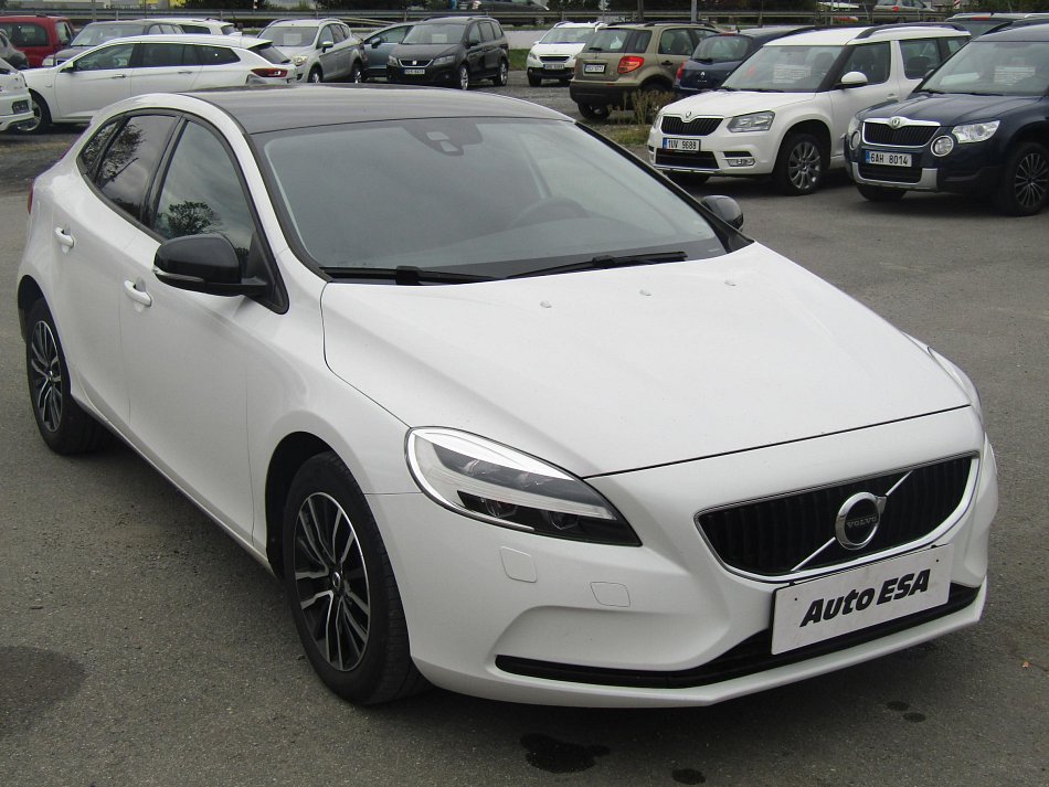 Volvo V40 2.0D 