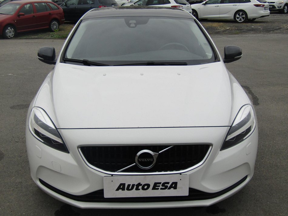 Volvo V40 2.0D 