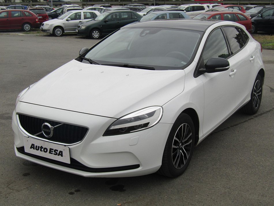 Volvo V40 2.0D 