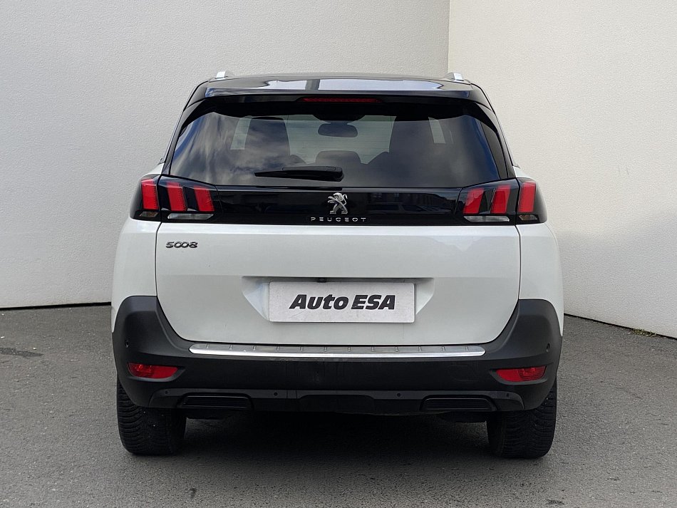 Peugeot 5008 1.5 HDi Allure