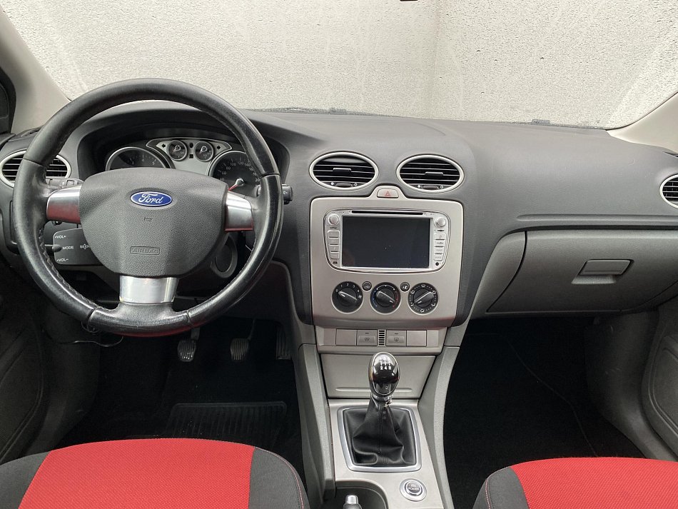 Ford Focus 1.6i 