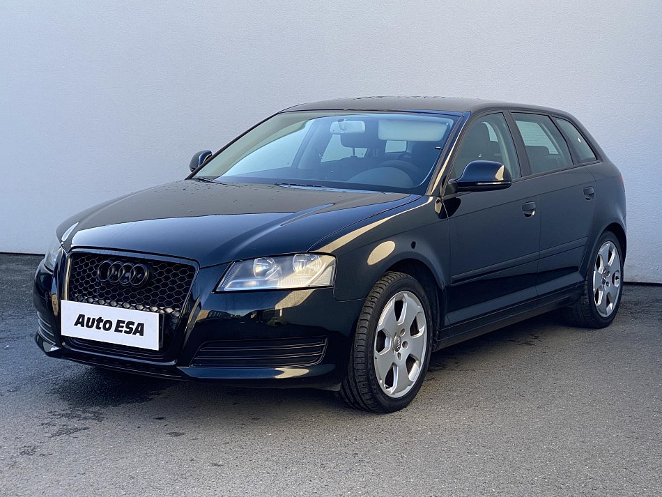 Audi A3 1.6 i 