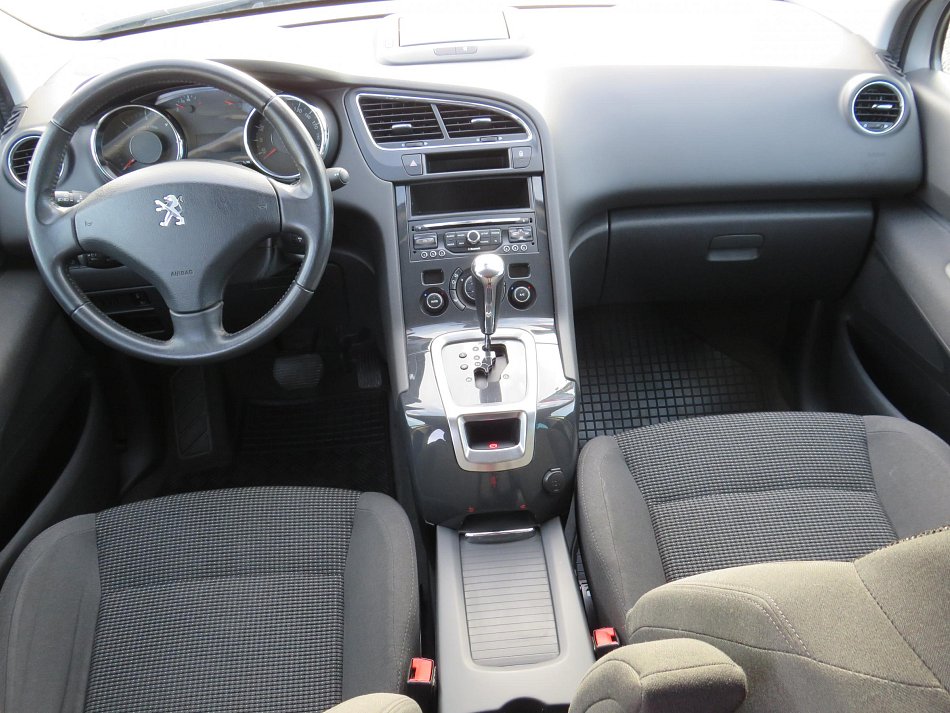 Peugeot 5008 1.6HDi 