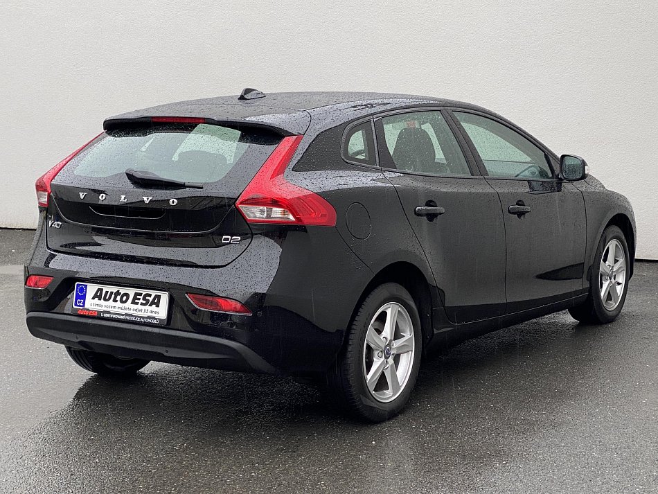 Volvo V40 2.0 D2 