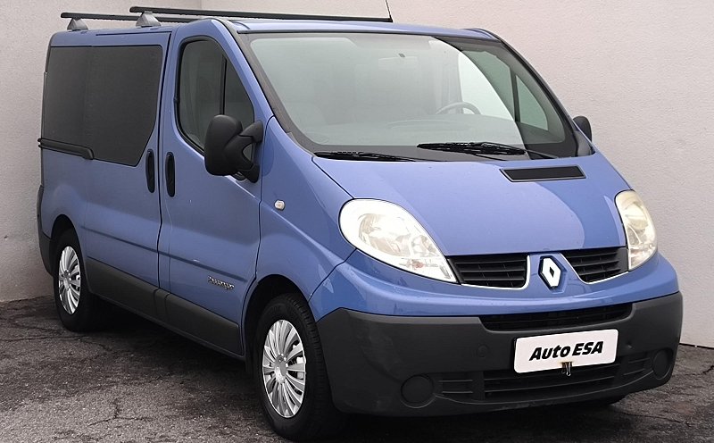 Renault Trafic 2.5dCi  9míst