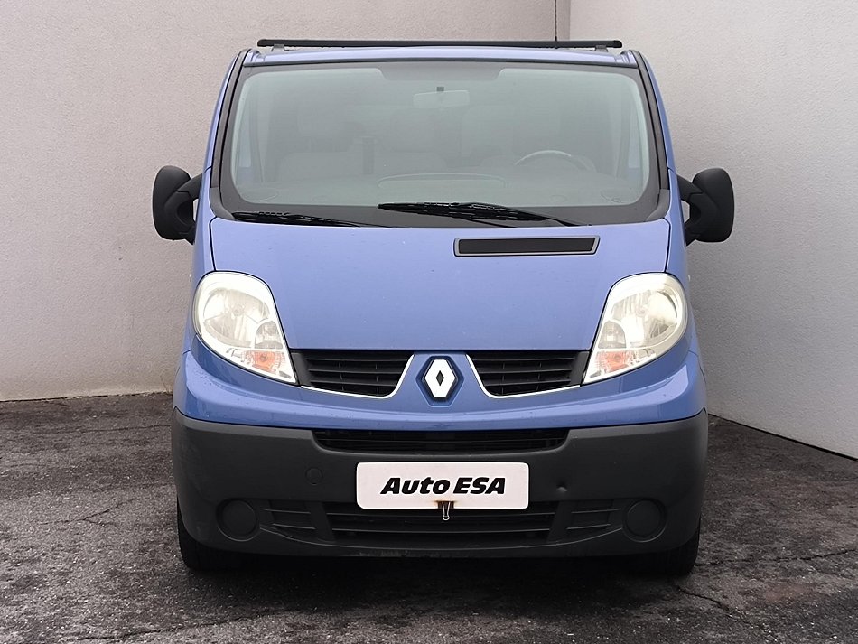 Renault Trafic 2.5dCi  9míst