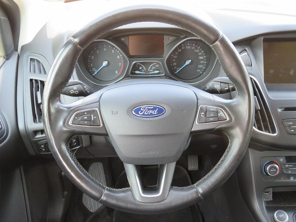 Ford Focus 1.5EB 