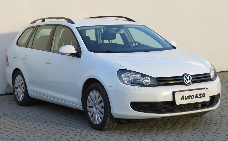 Volkswagen Golf 1.6 TDi 