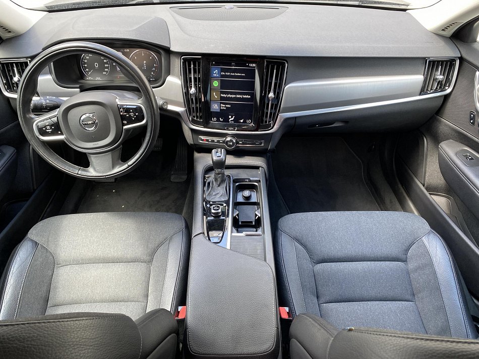 Volvo V90 2.0D5 Momentum 4x4