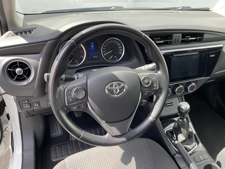 Toyota Corolla 1.6VVT- i Active