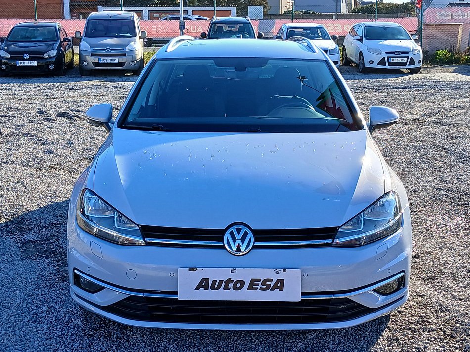 Volkswagen Golf 1.0 TSi 