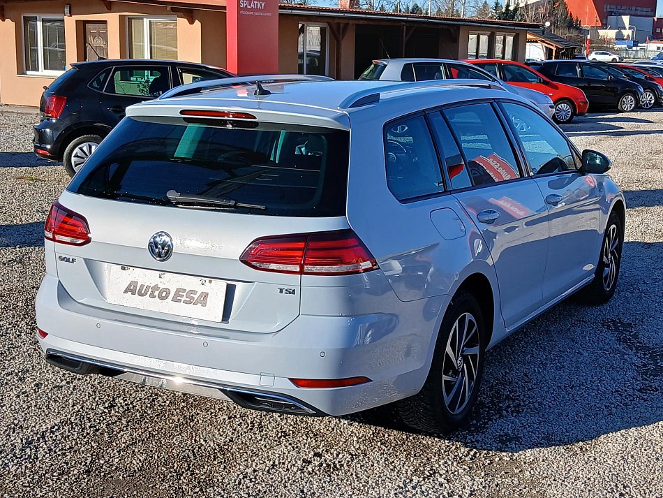 Volkswagen Golf 1.0 TSi 