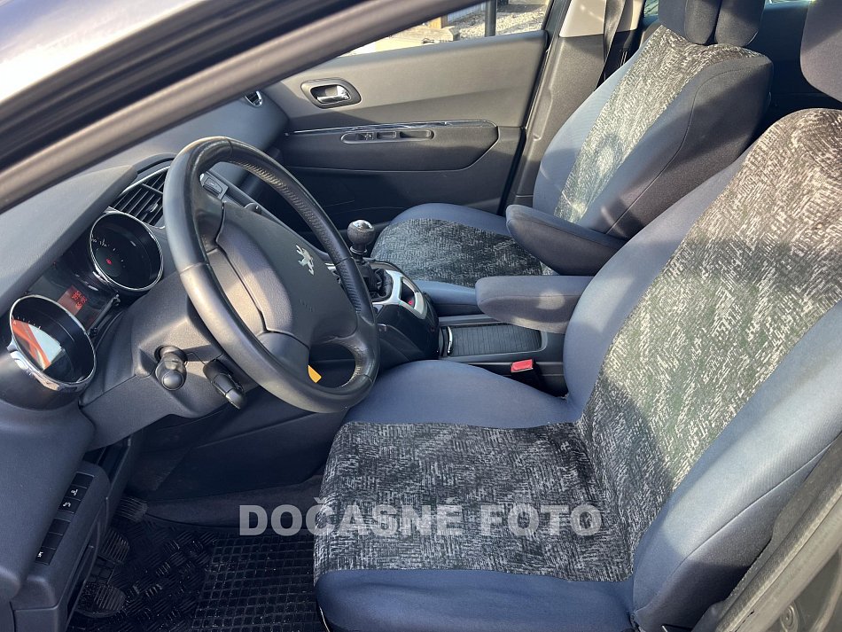 Peugeot 5008 2.0 HDi 