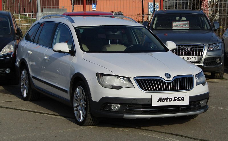 Škoda Superb II 2.0 TDi Elegance