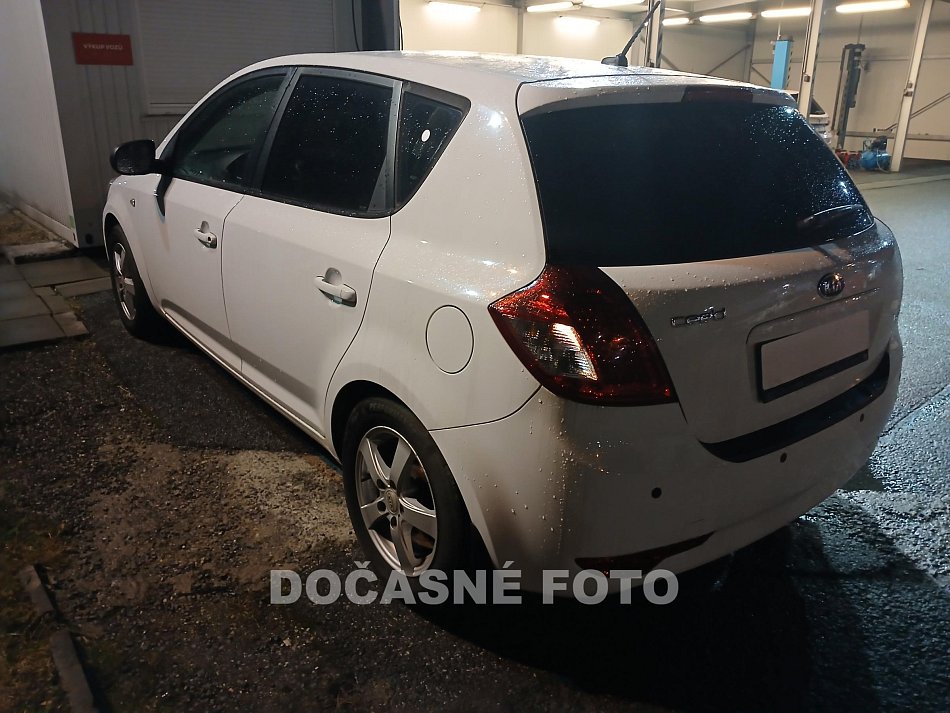 Kia Ceed 1.4i 