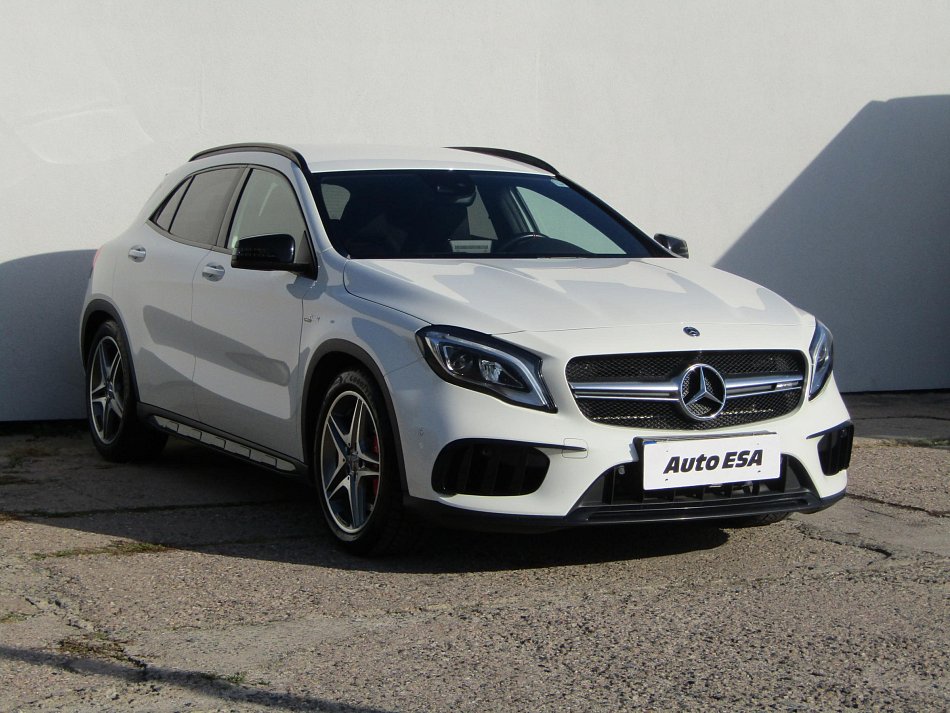 Mercedes-Benz GLA 2.0  45 AMG