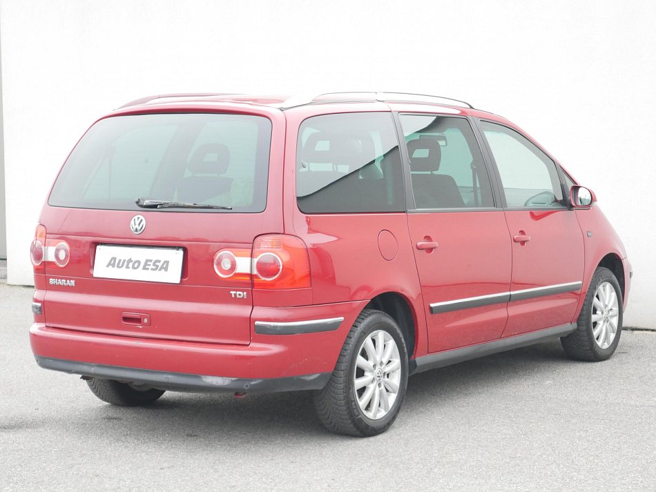 Volkswagen Sharan 1.9 TDi 