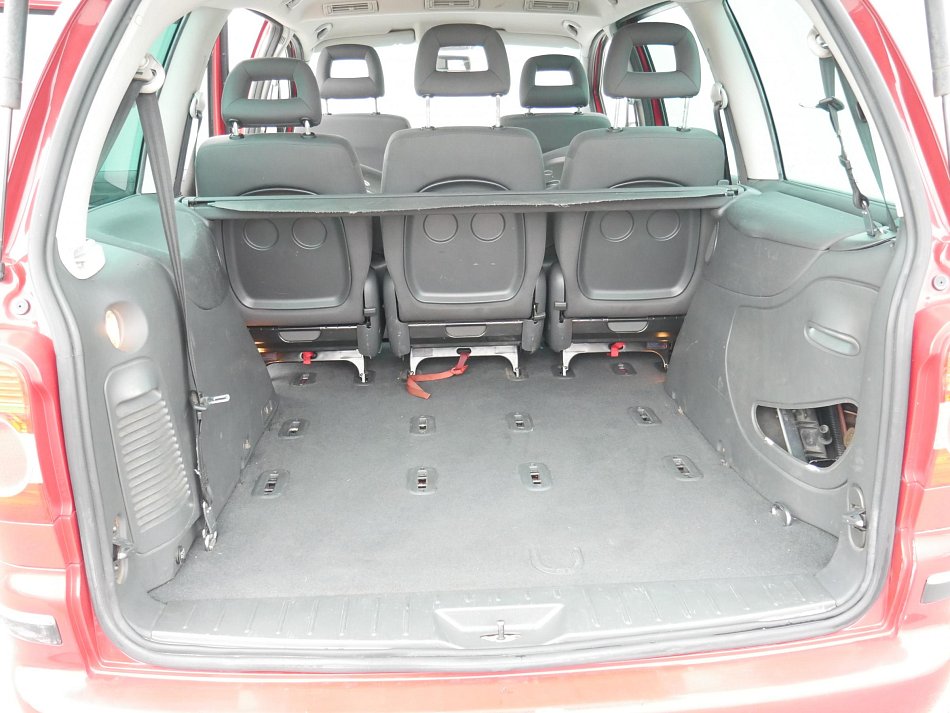 Volkswagen Sharan 1.9 TDi 