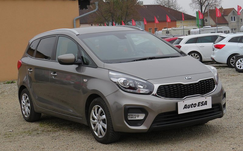 Kia Carens 1.6 GDi 