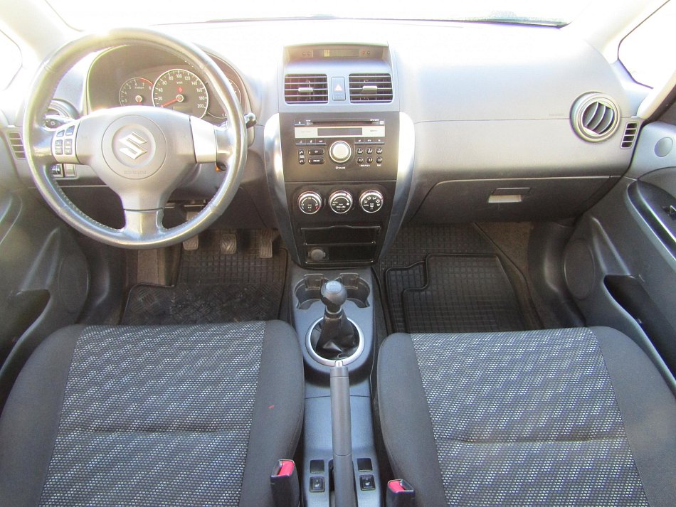 Suzuki SX4 1.6i 