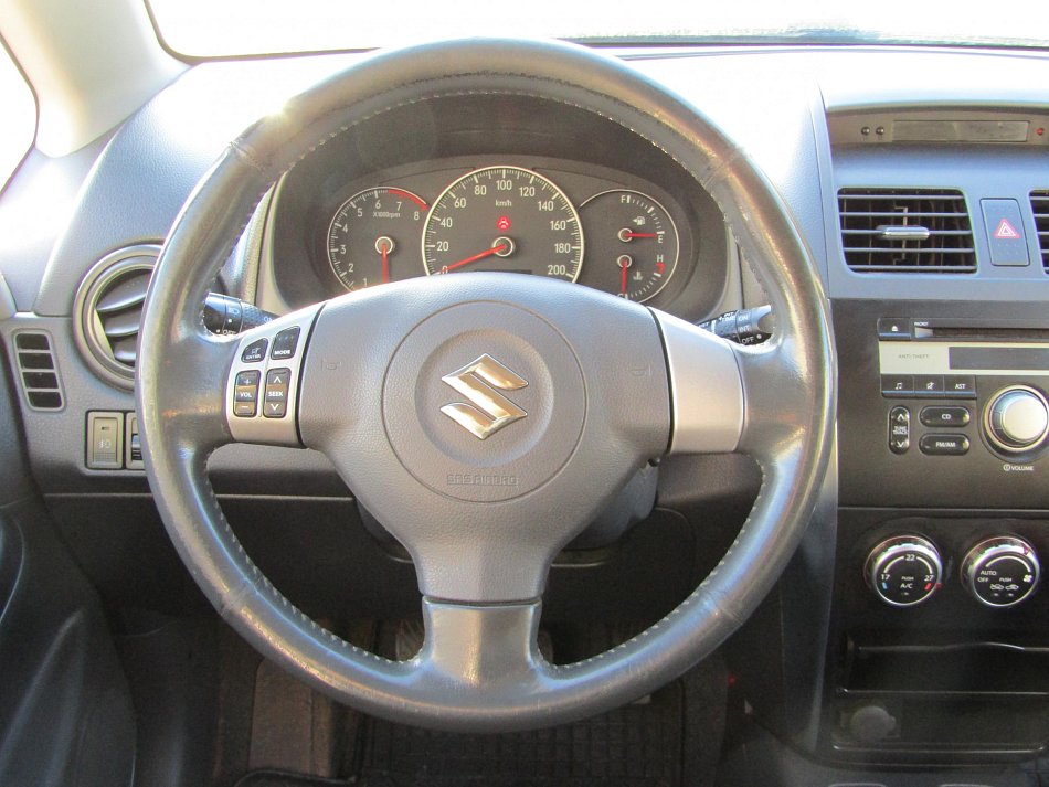 Suzuki SX4 1.6i 