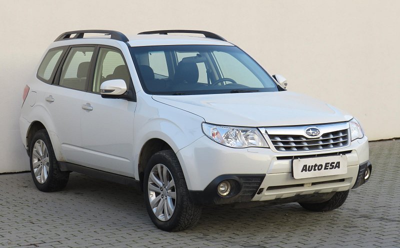 Subaru Forester 2.0 i  4x4