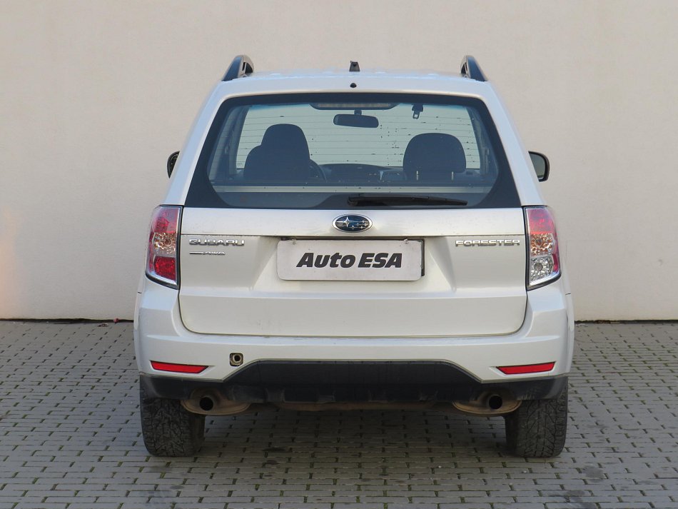 Subaru Forester 2.0 i  4x4