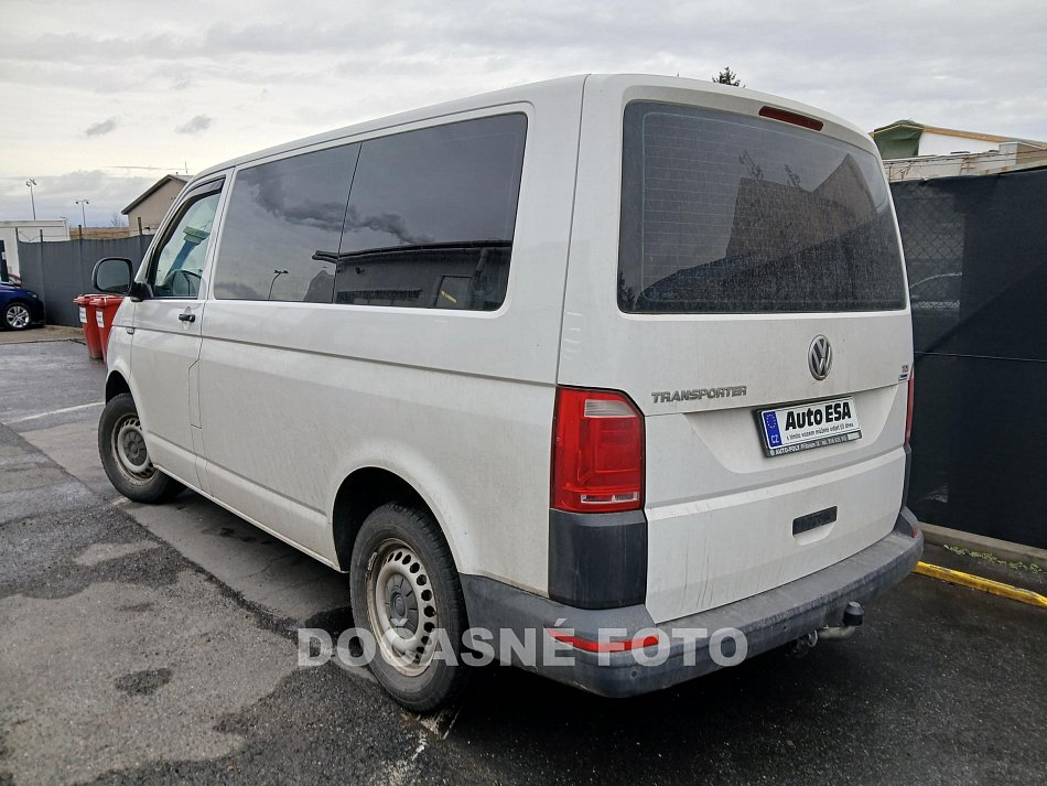 Volkswagen Transporter 2.0TDi  6míst