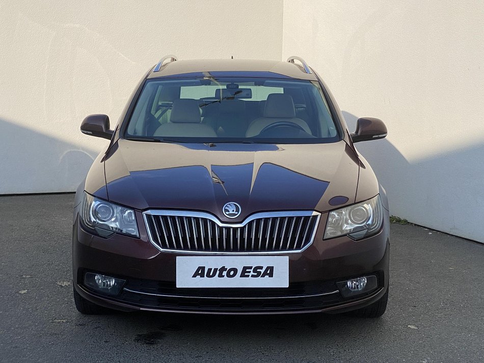 Škoda Superb II 2.0 TDi Elegance 4X4