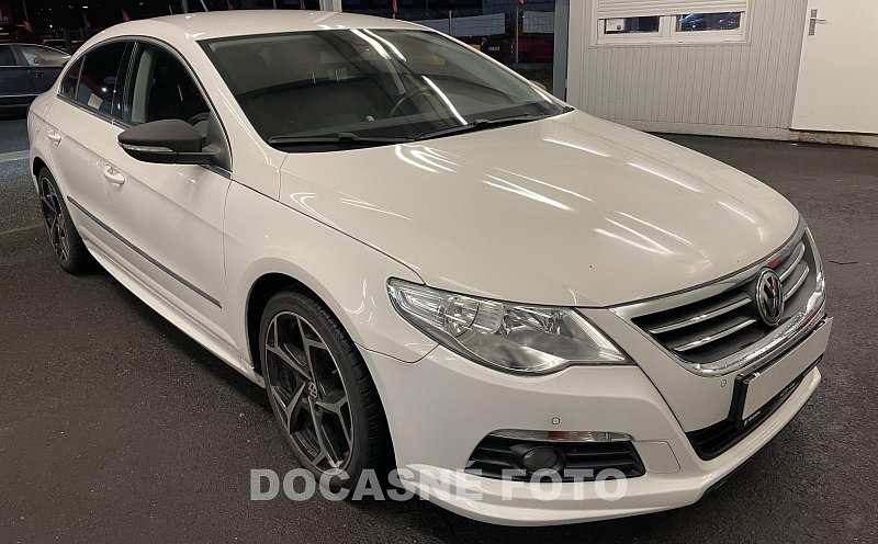 Volkswagen Passat CC 2.0TDi 