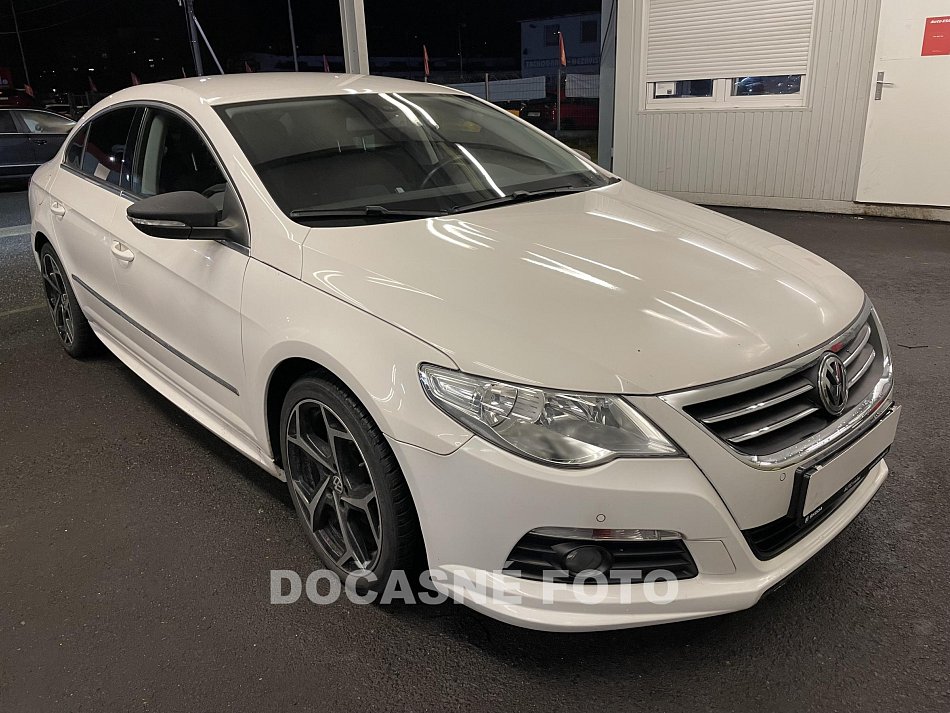 Volkswagen Passat CC 2.0TDi 