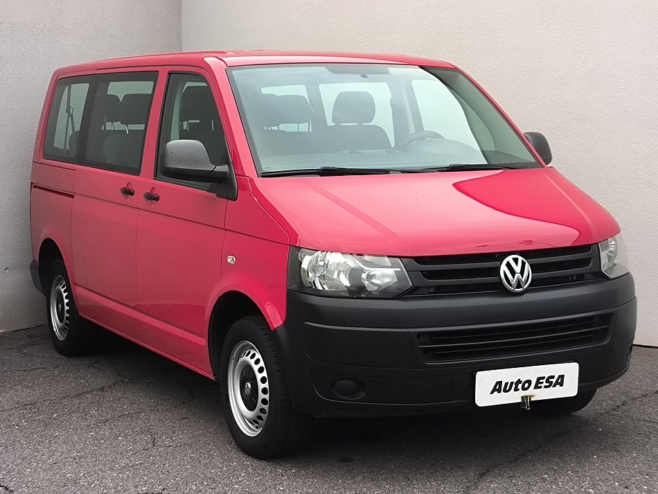 Volkswagen Transporter 2.0TDi  9míst