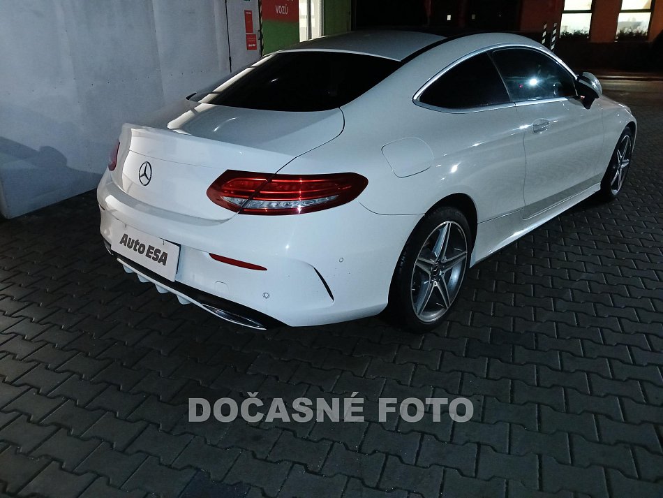 Mercedes-Benz Třída C 2.2CDi  C220