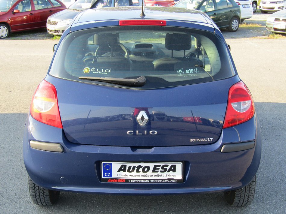 Renault Clio 1.2 16V 