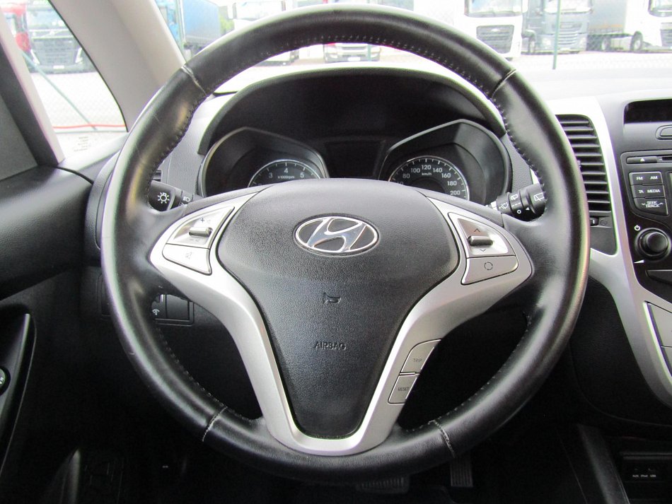 Hyundai Ix20 1.6i 