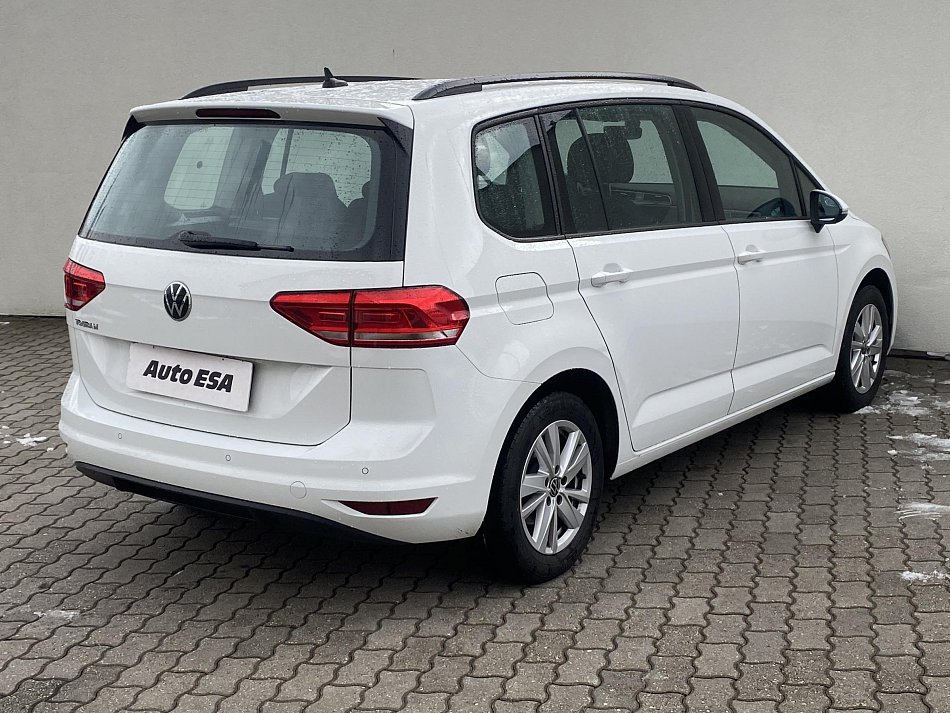 Volkswagen Touran 2.0 TDi 