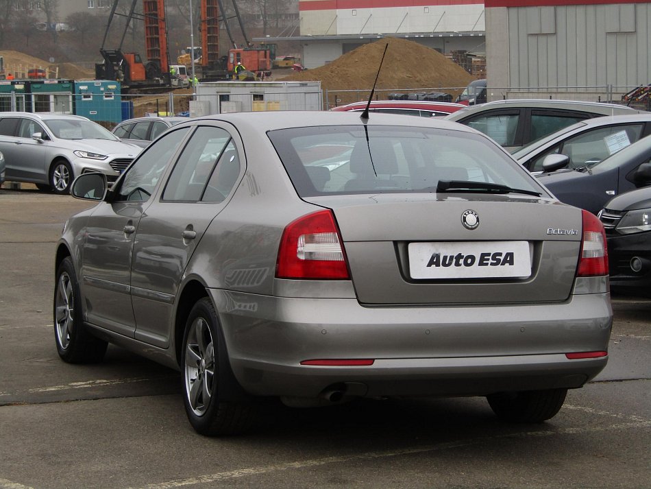 Škoda Octavia II 1.6i 