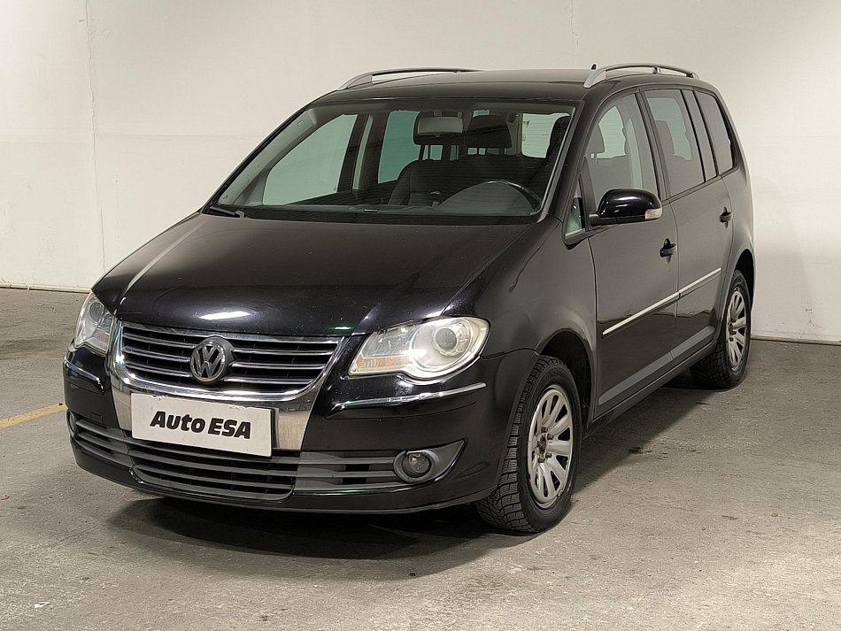 Volkswagen Touran 2.0 TDi 