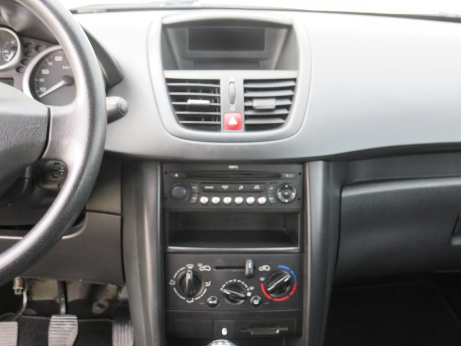 Peugeot 207 1.4 i 